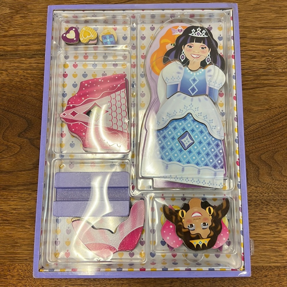 Melissa and Doug Magnetic Dress up doll set